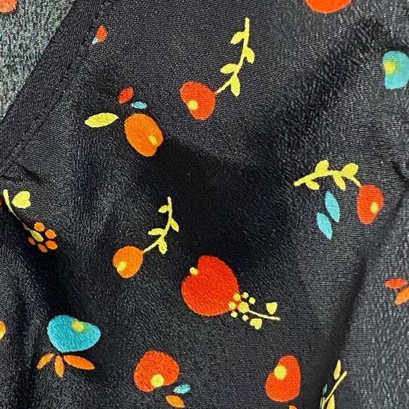 Charlotte Russe Women's Cherries Flowers Beachy Tank Top Size M Cute Coquette - Picture 6 of 12